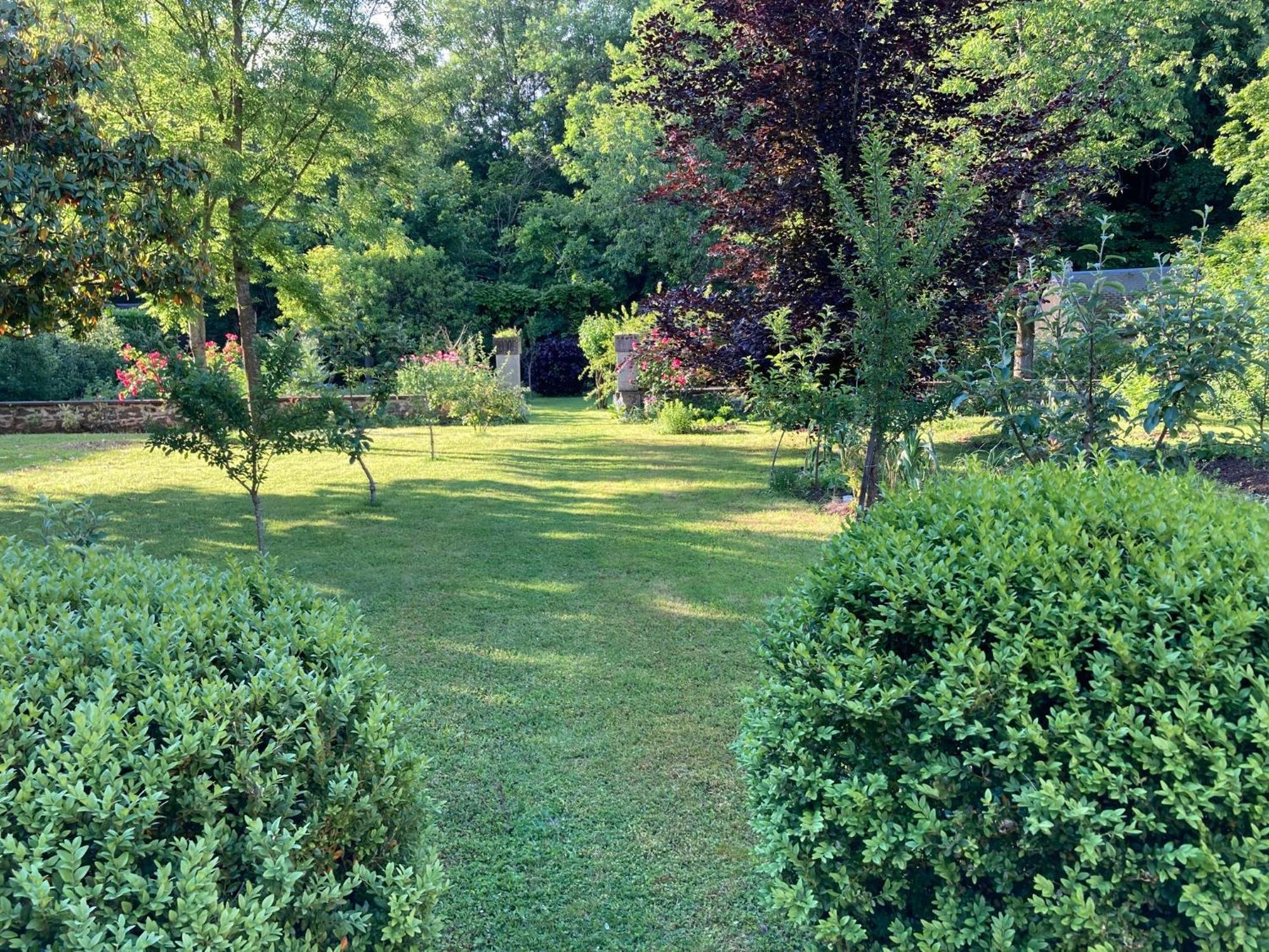 Le Poulailler Bed & Breakfast Loué Екстериор снимка